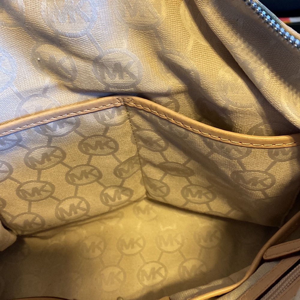 Michael Kors Handbag - Picture 11 of 14